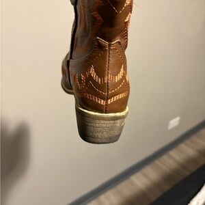 Embroidered Tan Heeled Boots for Women